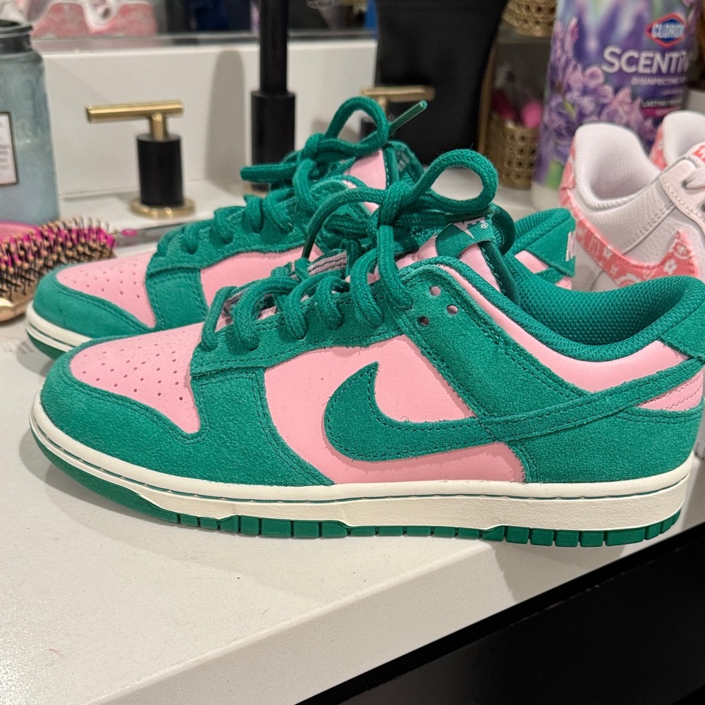 Women’s Nike Dunk lows